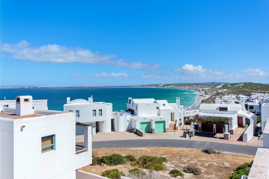 6 Bedroom Property for Sale in Paradise Beach Western Cape